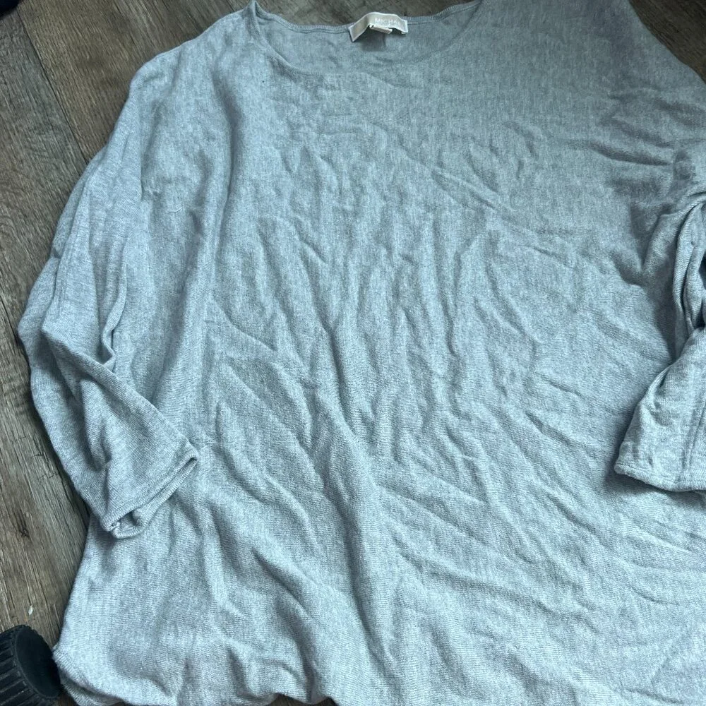 Michael Kors 1x grey top
